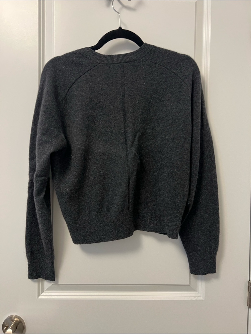 Aritzia 100% Cashmere Sweater - Picture 2 of 5